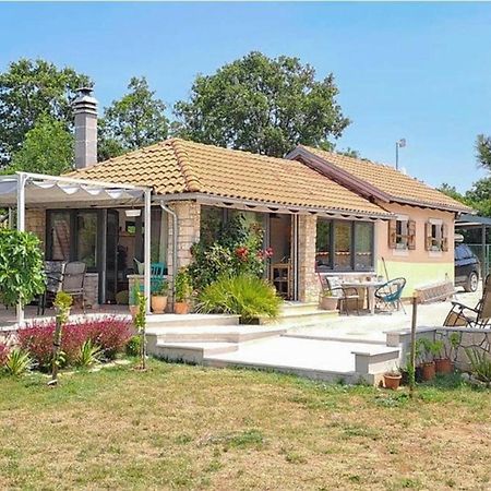Ferienhaus Fuer 4 Personen Ca 60 Qm In Peroj, Istrien Istrische Riviera Bagian luar foto